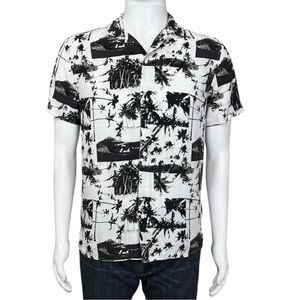 Original Use Printed Camp Collar Button Down - sz Small